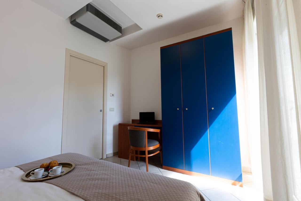 Residence Mimosa リミニ エクステリア 写真